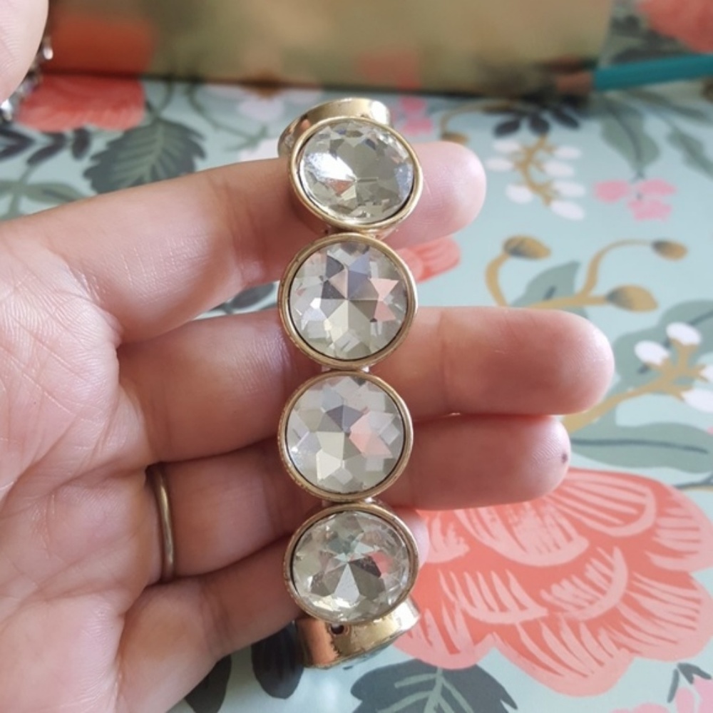 NWOT Arm Candy Stretch crystal bracelet